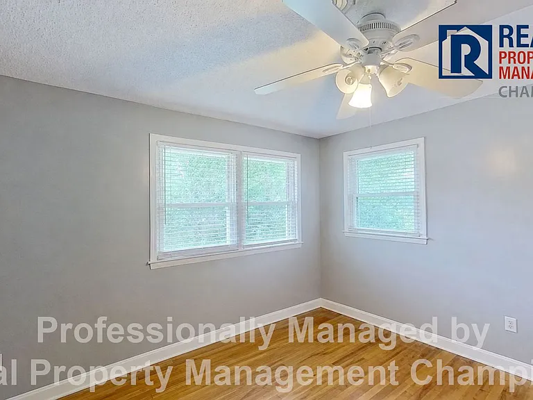 27 East Dr — Photo 21