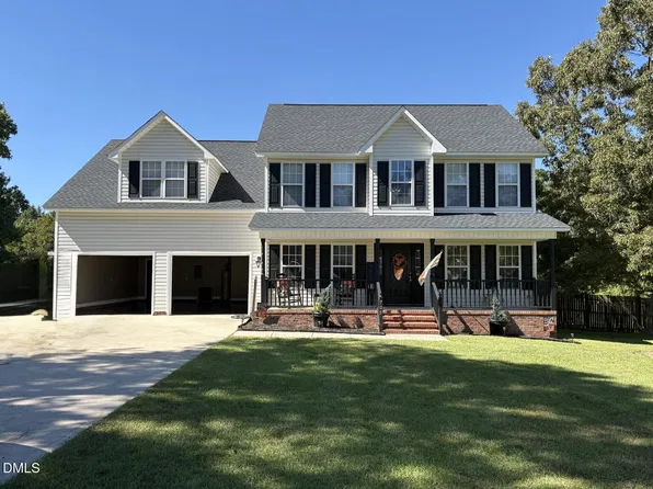 705 Crystal Spring Dr, Sanford, NC 27332