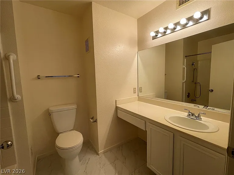 8070 W Russell Rd #2109 — Photo 23