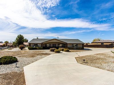 13094 Olathe Rd, Apple Valley, CA, 92308