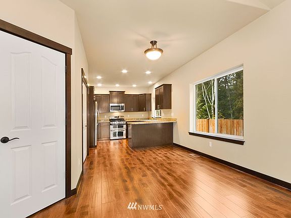 5th image of 10642 Lot 17 Buccaneer Place NW