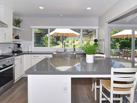 5th image of 26262 Amapola Ln