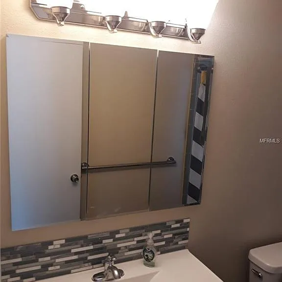 144 Maryland Ave #1 — Photo 7