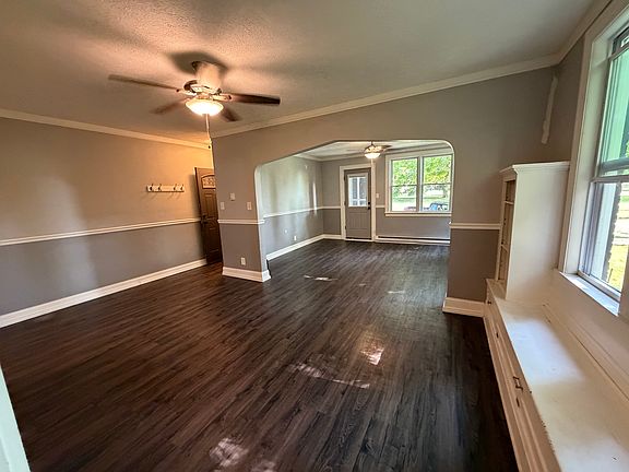 5th image of 513 W 44th St APT 1