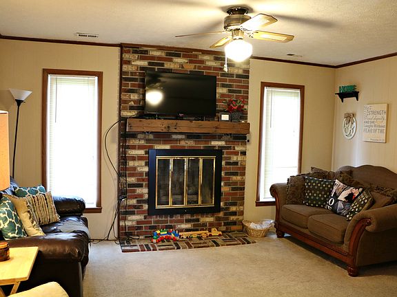 4th image of 804 Surry Dr