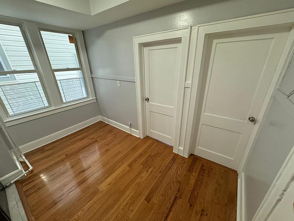 1st image of 20 Stuyvesant Ave #2A