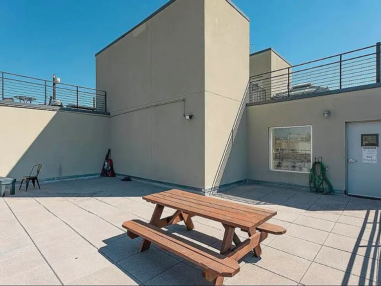 286 Stanhope St #4A — Photo 9