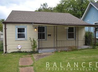 2028 SW Lane St, Topeka, KS 66604