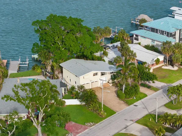 7887 9th Ave S, Saint Petersburg, FL 33707