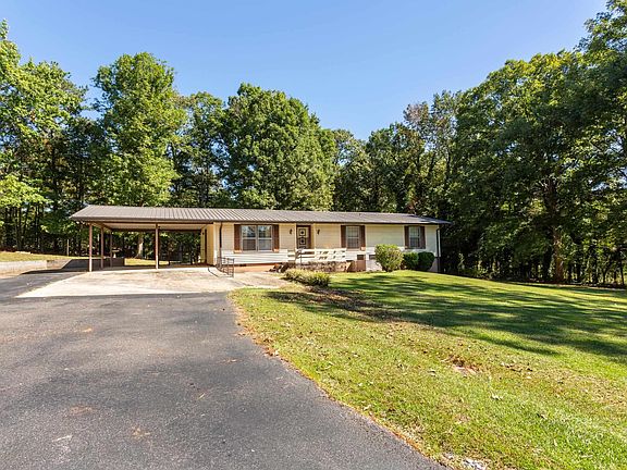 3rd image of 3054 Easonville Rd