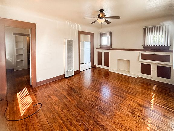2nd image of 3824 36th St #3824