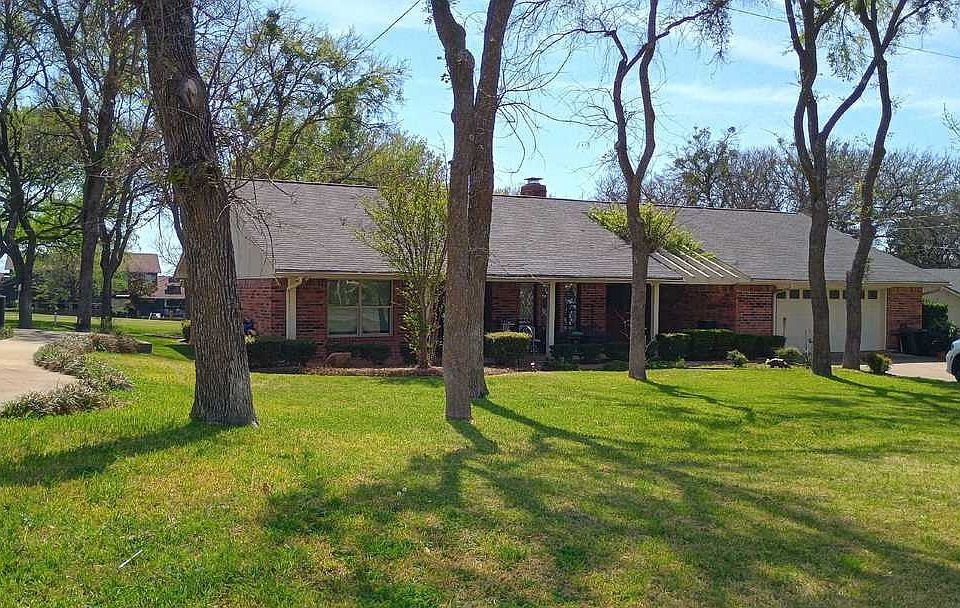 1st image of 4009 Fairway Dr