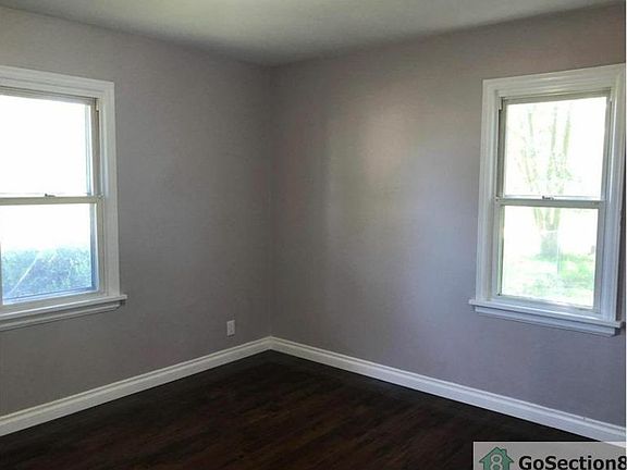 5th image of 1023 Farmview Dr