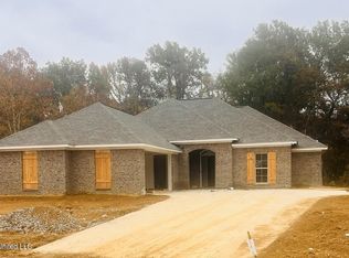 171 Allie Ln, Canton, MS 39046