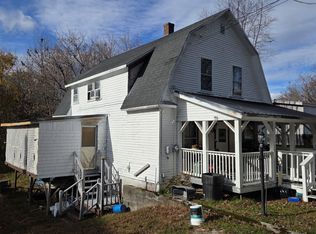 10 Main Street, Howland, ME 04448