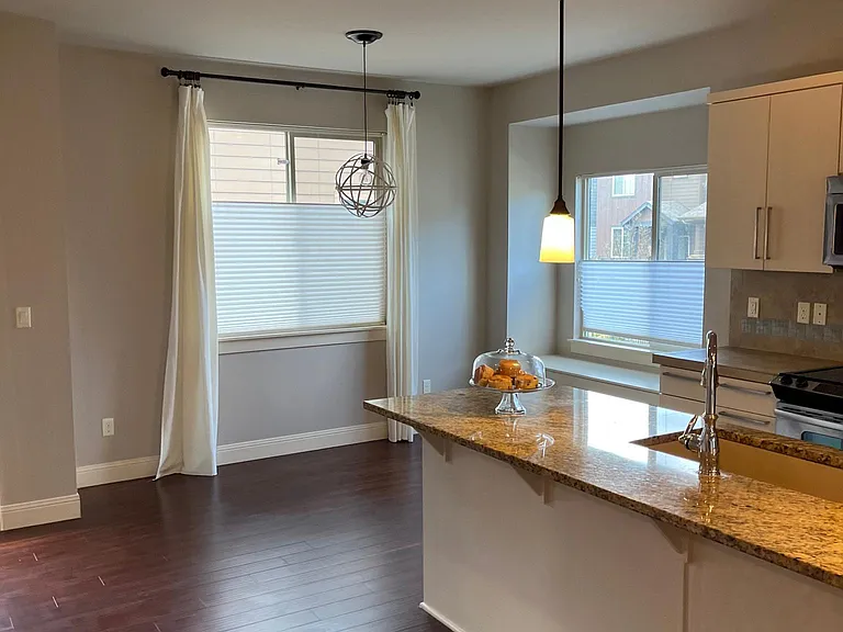 14260 SW Compass Dr — Photo 3