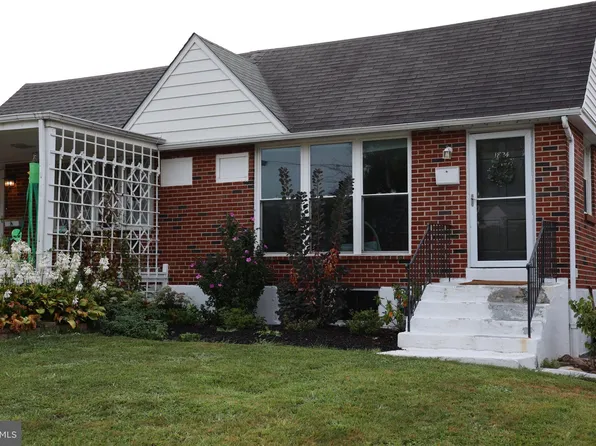 1824 Locust St, Norristown, PA 19401