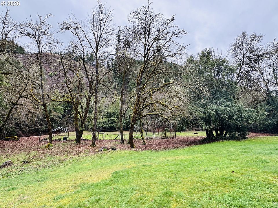 2nd image of 5089 N Myrtle Rd