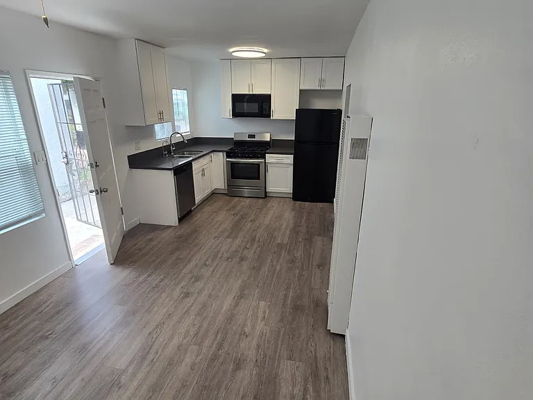 6809 West Blvd #B — Photo 7
