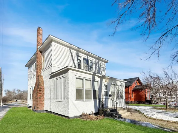 135 E Snelling Ave, Appleton, MN 56208