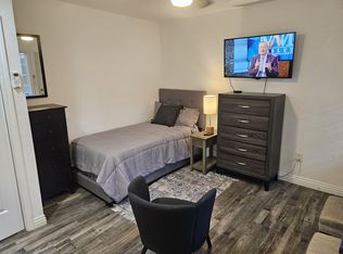 209 N Huntington St, San Fernando, CA 91340