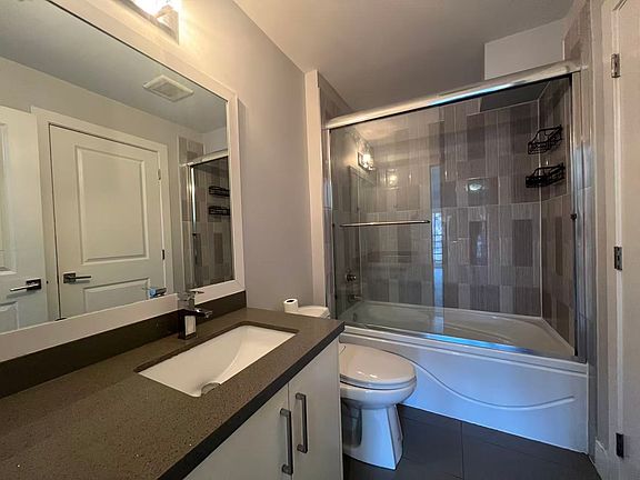 5th image of 2268 Shaughnessy St #20X