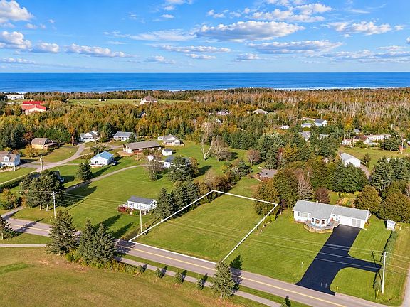 3rd image of LOT Bayshore Rd