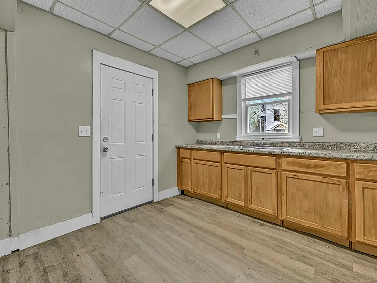 13317 Caine Ave — Photo 12