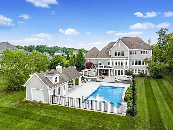 3rd image of 1951 Woodland Hall Dr