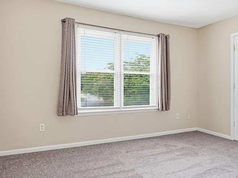 307 San Roman Dr — Photo 20