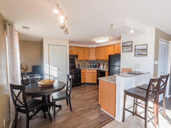 Kitchen and Dining Room in Archer's Pointe Apartment