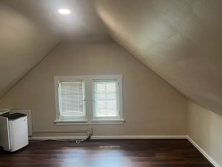 3645 Wilshire Ave #2 — Photo 7
