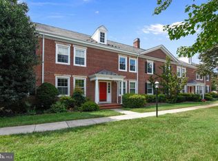 3462 S Stafford St APT B2, Arlington, VA 22206
