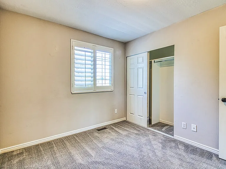 8457 S 935 E — Photo 13