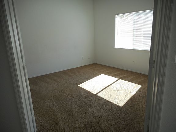 5th image of 448 Jordan Stuart Cir APT 202