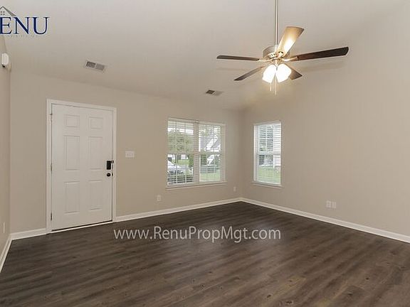 4th image of 2115 Wexford Way
