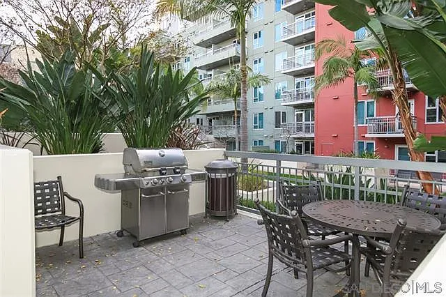1580 Union St #705 — Photo 22