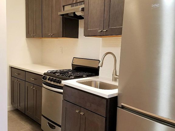 2nd image of 3505 94th St APT 6M