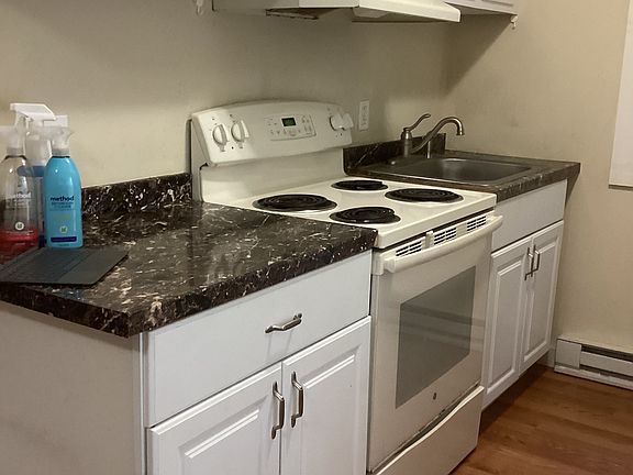 Kitchen with fill size, self cleaning oven