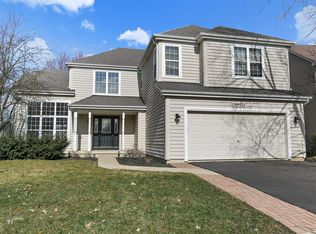 39W272 E Burnham Ln, Geneva, IL 60134