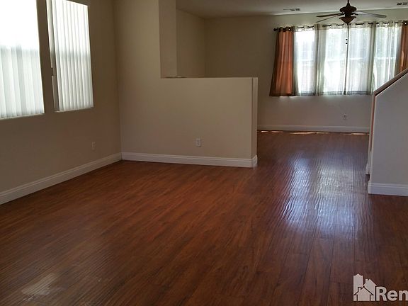 2nd image of 3326 Hillside Garden Dr