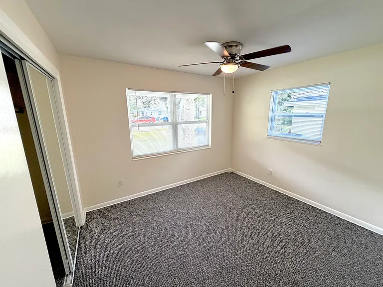208 Plumosa Dr — Photo 8