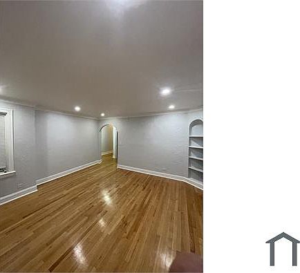 1st image of 9126 S Loomis St #2N