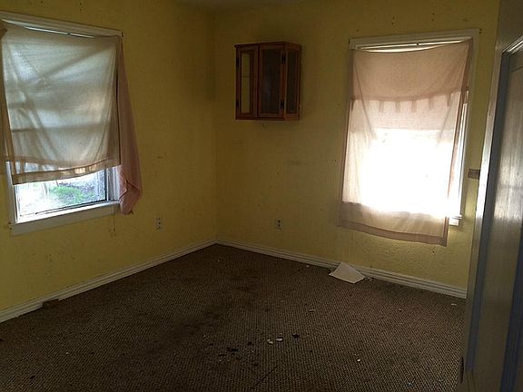 4th image of 1313 Taylor Ave