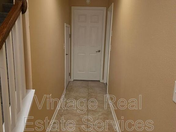 2nd image of 2425 Middleton Grove Dr