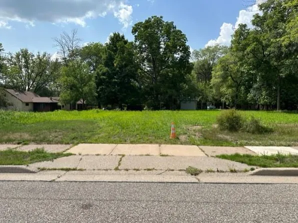 420 South SECTION STREET, Nekoosa, WI 54457