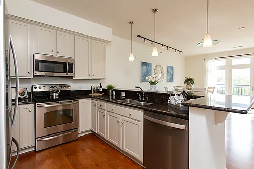 670 Town Center Dr Photo 1