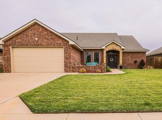 1113 17th St, Shallowater, TX 79363