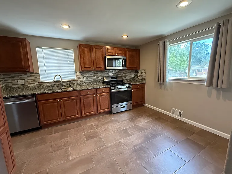 1451 S Osage St — Photo 17