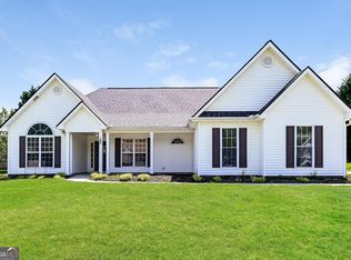 145 Oakview Trce, Fayetteville, GA 30215